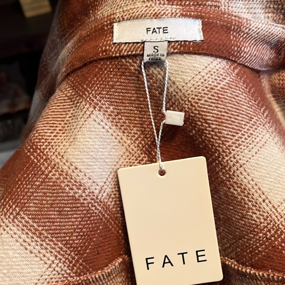 🥳HP🥳 FATE Plaid Two Tone Oversized Shacket - Picture 7 of 11